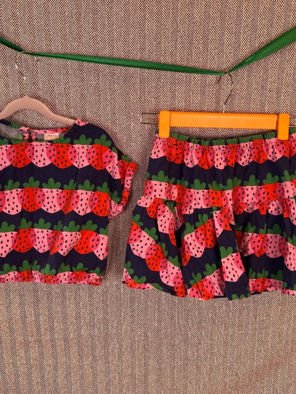 Hanna Andersson Strawberry 2 piece skirt and crop top